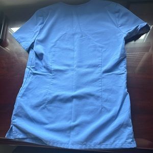 Figs light blue XXS technical collection scrub top.